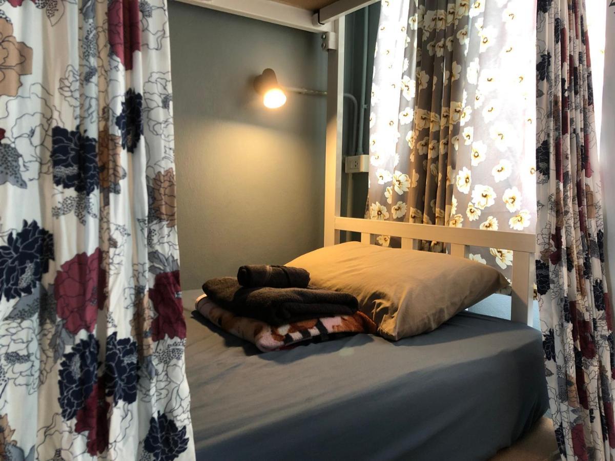Nakara Hostel Ayutthaya Buitenkant foto