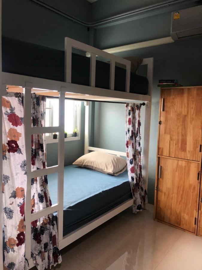 Nakara Hostel Ayutthaya Buitenkant foto